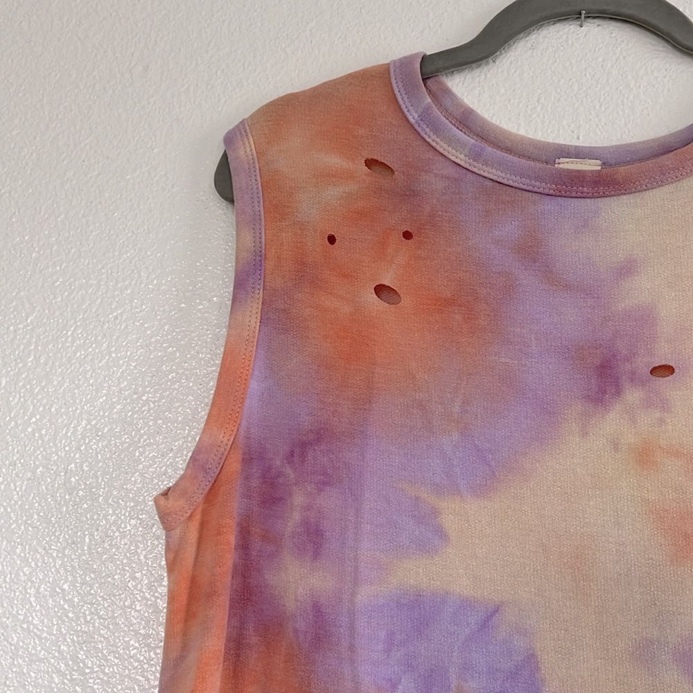 Soft Multicolored Tie-Dye tank, size XL - Picture 2 of 4